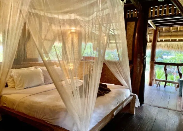 Hotel Flower Balangan 3*